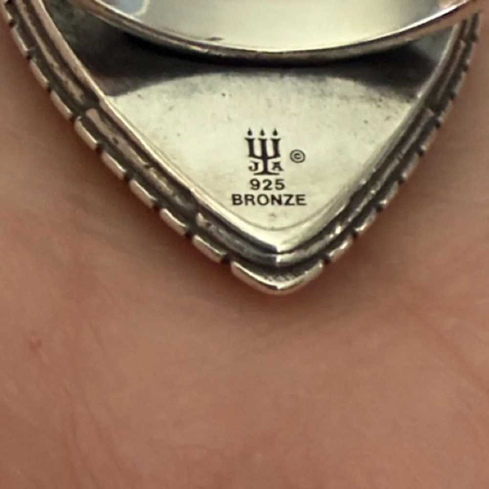 James Avery Retired Sterling Silver and Bronze Heirloom Heart Ring - Picture 8 of 8